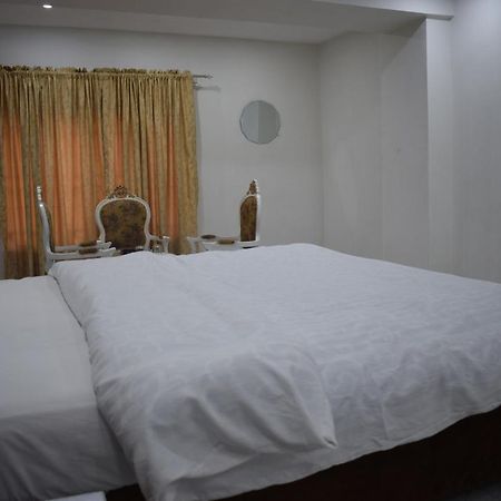 Relax Inn Lahor Dış mekan fotoğraf