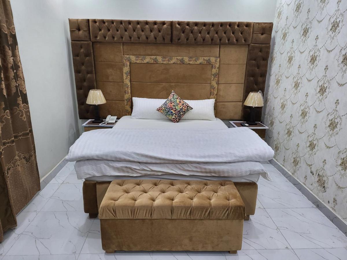 Relax Inn Lahor Dış mekan fotoğraf