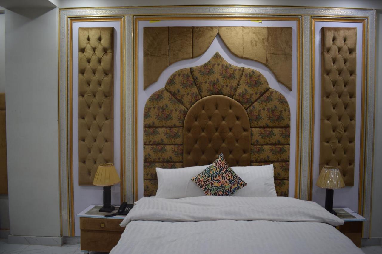 Relax Inn Lahor Dış mekan fotoğraf