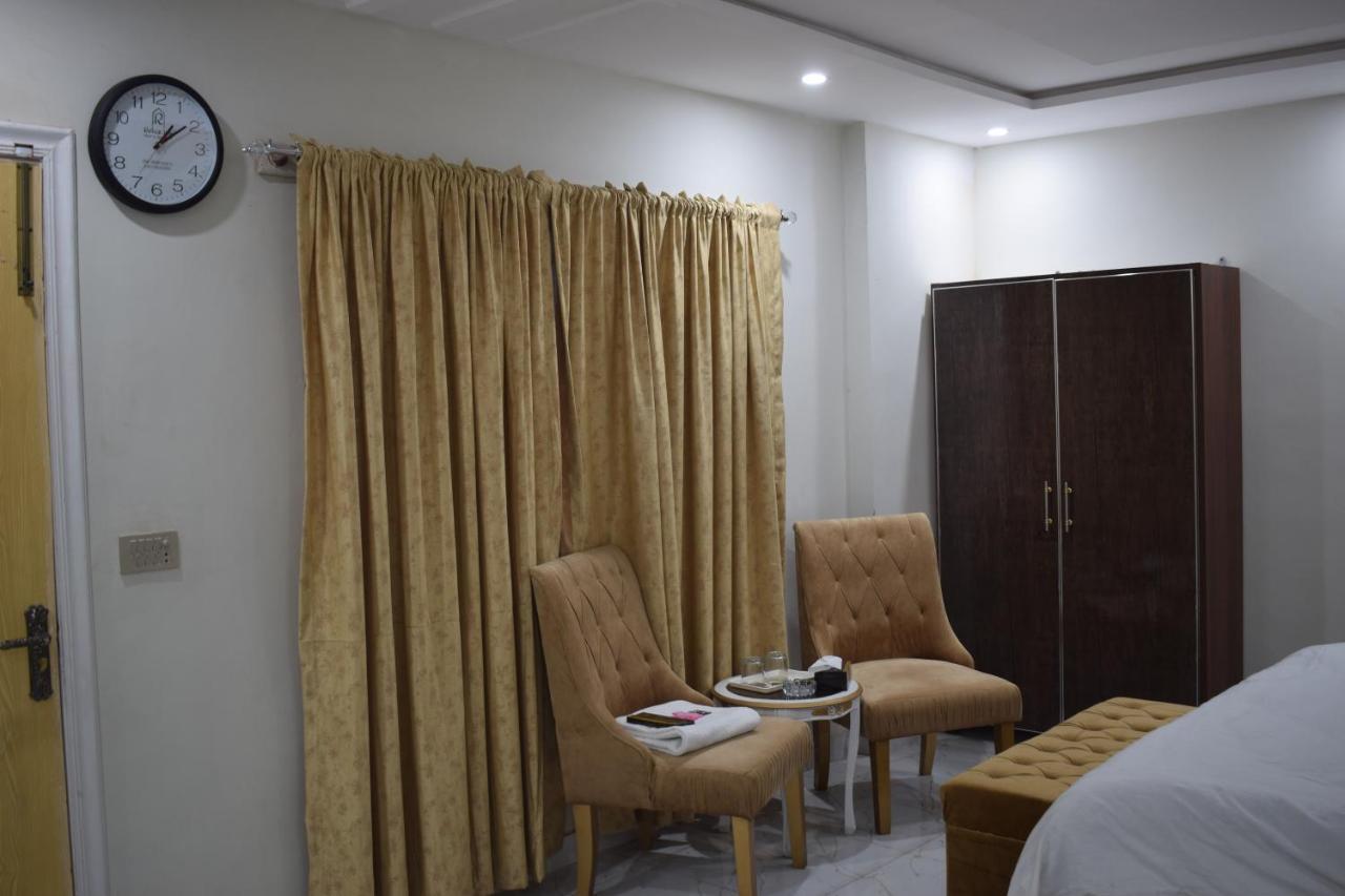 Relax Inn Lahor Dış mekan fotoğraf