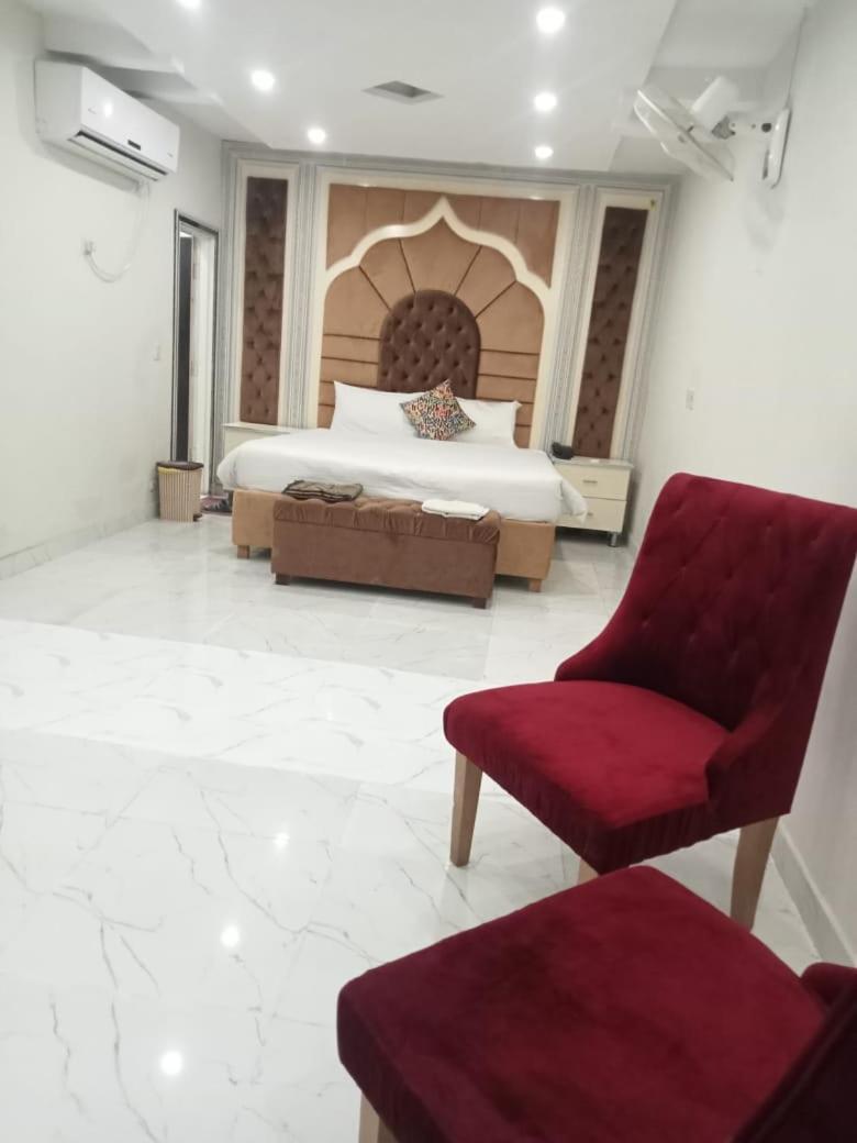 Relax Inn Lahor Dış mekan fotoğraf